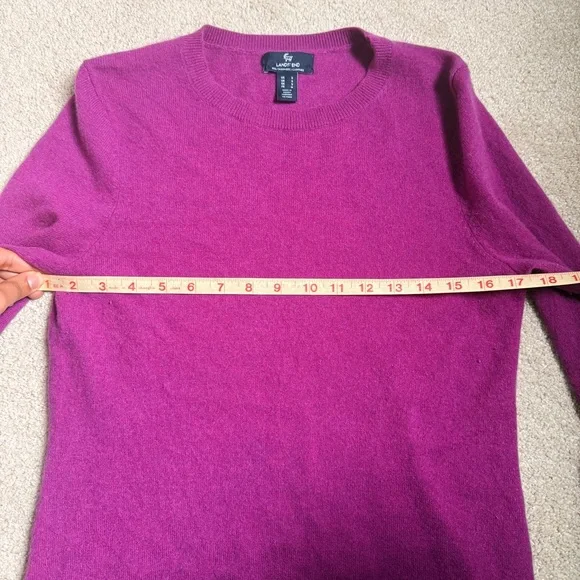 VINTAGE MAGENTA CREWNECK KNIT SWEATER 🩷💫 100% CASHMERE - Picture 3 of 6